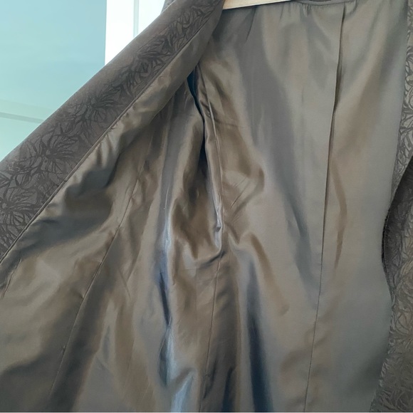 Gorgeous Calvin Klein jacquard blazer in size 6. Excellent condition! - Picture 10 of 12